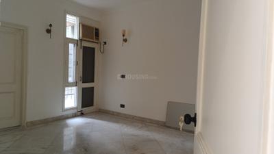 Bedroom Image of 2200 Sq.ft 3 BHK Builder Floor for rent in Greater Kailash II New Delhi for Rs. 110000