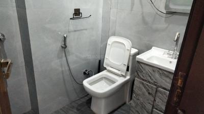 Image of 950 Sq.ft 2 BHK Builder Floor for sale in Indirapuram, Ghaziabad for Rs. 5500000