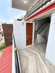 Balcony Image of 1400 Sq.ft 12 BHK Independent House for sale in Basharatpur Gorakhpur for Rs. 19500000