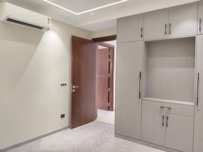 Bedroom Image of 2700 Sq.ft 4 BHK Builder Floor for sale in Paramount Luxury Floors Sushant Lok 3, Sector 57 Gurgaon for Rs. 33000000