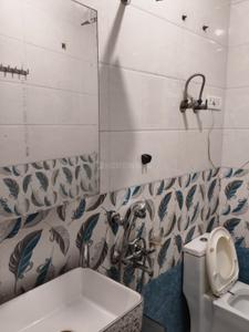 Bathroom Image of 450 Sq.ft 2 BHK Builder Floor for sale in Mandawali New Delhi for Rs. 3800000