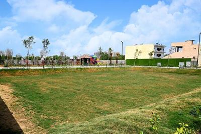 BPTP Parklands Pride Plot View 2
