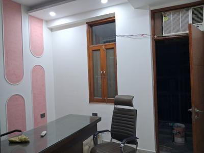 Bedroom Image of 1050 Sq.ft 2 BHK Apartment / Flat for sale in Avenue 1, Sector 73 Noida for Rs. 3400000