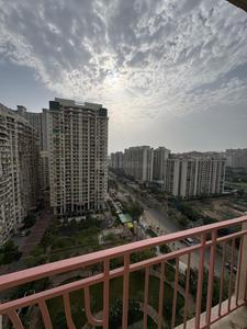 Balcony Image of 1520 Sq.ft 3 BHK Apartment / Flat for sale in Mahagun Moderne, Sector 78 Noida for Rs. 20000000