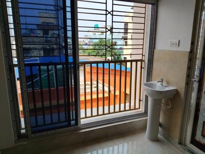 Balcony Image of 825 Sq.ft 2 BHK Apartment / Flat for sale in Prince Anwar Shah Connector Kolkata for Rs. 5500000