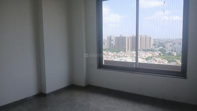 Bedroom Image of 1850 Sq.ft 3 BHK Apartment / Flat for rent in Shafalya Veritas, Sola Ahmedabad for Rs. 45000