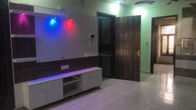 Living Room Image of 900 Sq.ft 3 BHK Independent House for rent in Dwarka Mor New Delhi for Rs. 22000