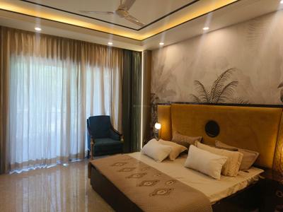 Bedroom Image of 2710 Sq.ft 3 BHK Builder Floor for sale in Surendra Home Sector 67 A, Sector 67 Gurgaon for Rs. 24000000