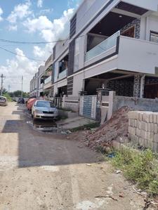 Image of 2500 Sq.ft 3 BHK Duplex for sale in Isnapur, Sangareddy for Rs. 13800000