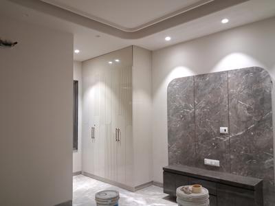Bedroom Image of 1800 Sq.ft 3 BHK Builder Floor for rent in Paschim Vihar New Delhi for Rs. 60000