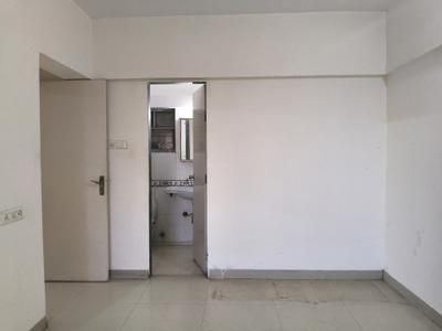 Bedroom Image of 1500 Sq.ft 2 BHK Apartment / Flat for sale in Monte South, Byculla Mumbai for Rs. 38000000