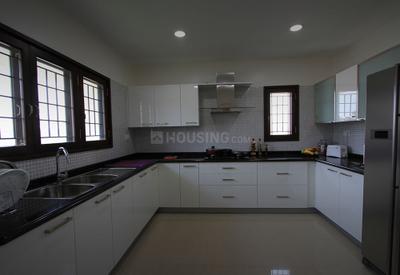Kitchen Image of 6700 Sq.ft 4 BHK Villa for sale in Bellandur Bengaluru for Rs. 350000000