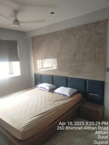 Bedroom Image of 1900 Sq.ft 3 BHK Apartment / Flat for rent in Prestige Oliva Pride, Bhimrad Surat for Rs. 50000