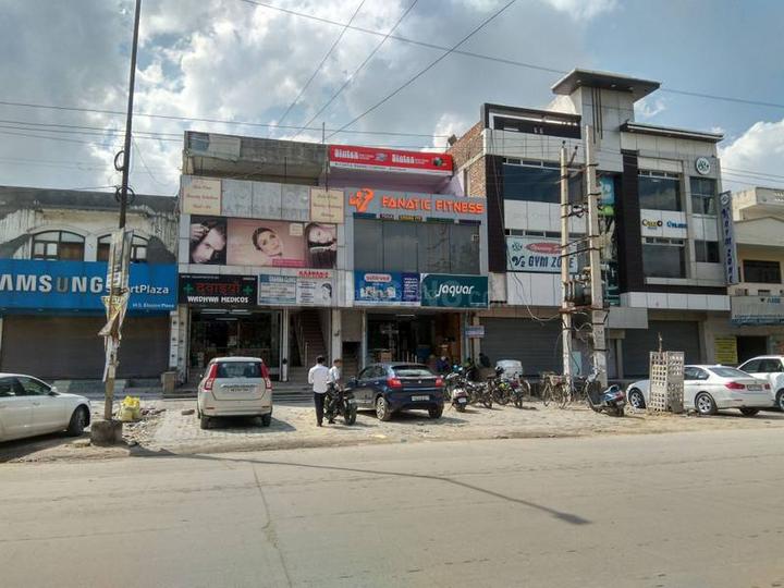 J Block, Sector 10 DLF Main Image 1