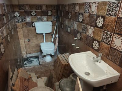 Bathroom Image of 450 Sq.ft 1 BHK Independent House for rent in Kalyan Nagar Bengaluru for Rs. 17000
