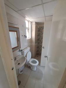 Bathroom Image of 1100 Sq.ft 2.5 BHK Apartment / Flat for sale in Signature Global The Millennia, Sector 37D Gurgaon for Rs. 7800000