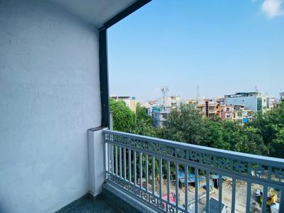 Balcony Image of 950 Sq.ft 1 BHK Builder Floor for rent in Sector 39 Gurgaon for Rs. 33000