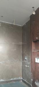 Bathroom Image of 2700 Sq.ft 4 BHK Builder Floor for sale in Paschim Vihar New Delhi for Rs. 45000000