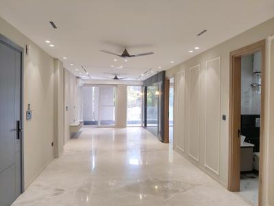 Living Room Image of 4617 Sq.ft 4 BHK Builder Floor for rent in DLF Independent Floors, DLF Phase 3 Gurgaon for Rs. 97000