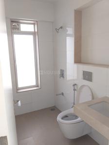Bathroom Image of 1200 Sq.ft 3 BHK Apartment / Flat for rent in Godrej The Trees, Vikhroli East Mumbai for Rs. 170700