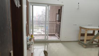 Living Room Image of 1400 Sq.ft 3 BHK Apartment / Flat for rent in Shri Radha Aqua Garden, Noida Extension Greater Noida for Rs. 24000