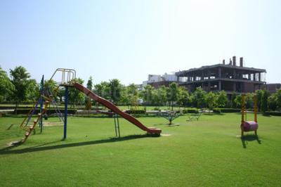 Image of 1130 Sq.ft 2 BHK Apartment / Flat for sale in Landcraft Golf Links Phase 2, Pandav Nagar, Ghaziabad for Rs. 8000000