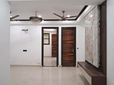 Living Room Image of 1850 Sq.ft 4 BHK Apartment / Flat for sale in JMD Siddhi Vinayak, Sector 73 Noida for Rs. 8500000