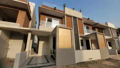 Image of 2000 Sq.ft 4 BHK Villa for rent in Harni, Vadodara for Rs. 25000