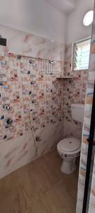Bathroom Image of 850 Sq.ft 2 BHK Apartment / Flat for sale in Airport Gate No 2 Kolkata for Rs. 3570000