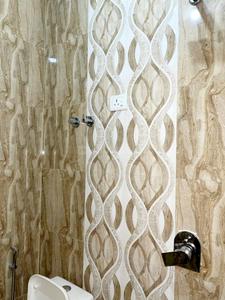 Bathroom Image of 441 Sq.ft 1 BHK Apartment / Flat for sale in Dera Mandi New Delhi for Rs. 1700000