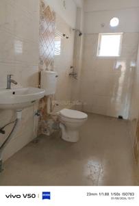 Bathroom Image of 1250 Sq.ft 3 BHK Apartment / Flat for sale in Kalikapur, EM Bypass Kolkata for Rs. 8500000