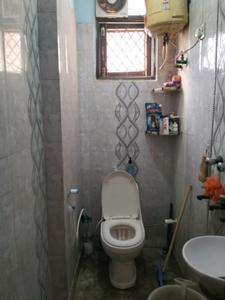 Common Bathroom Image of 1080 Sq.ft 3 BHK Builder Floor for sale in New Ashok Nagar New Delhi for Rs. 8000000