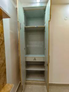Bedroom Image of 800 Sq.ft 3 BHK Builder Floor for rent in Jai Maa Sunview Apartment, Dwarka Mor New Delhi for Rs. 20000