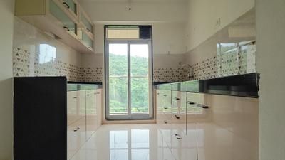 Kitchen Image of 1600 Sq.ft 3 BHK Apartment / Flat for rent in Squarefeet Mahavir Square, Thane West Thane for Rs. 58000