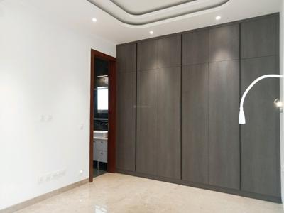 Bedroom Image of 1800 Sq.ft 3 BHK Builder Floor for sale in East Of Kailash New Delhi for Rs. 65000000