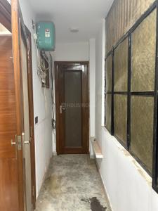 Balcony Image of 1800 Sq.ft 3 BHK Builder Floor for rent in Gagan Vihar New Delhi for Rs. 60000