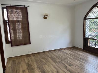 Bedroom Image of 3000 Sq.ft 3 BHK Independent House for rent in Sector 40 Noida for Rs. 65000