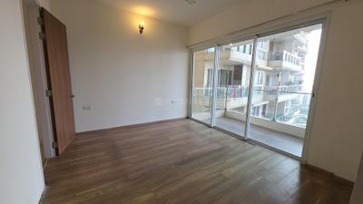 Bedroom Image of 1000 Sq.ft 2 BHK Apartment / Flat for rent in L And T Crescent Bay, Parel Mumbai for Rs. 142000