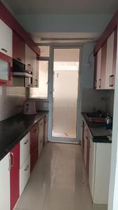 Kitchen Image of 1400 Sq.ft 2.5 BHK Apartment / Flat for rent in Mahagun Mirabella Villa, Sector 79 Noida for Rs. 40000