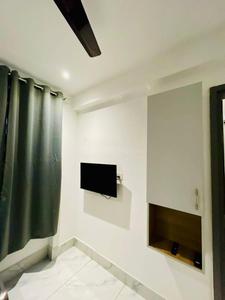 Bedroom Image of 1200 Sq.ft 1 BHK Apartment / Flat for rent in Sector 30 Gurgaon for Rs. 27000