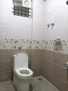 Common Bathroom Image of 1110 Sq.ft 2 BHK Apartment / Flat for sale in K R Puram Bengaluru for Rs. 7500000
