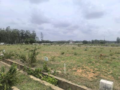 Image of 1350 Sq.ft Residential Plot / Land for sale in Hoskote, Bengaluru for Rs. 3847000