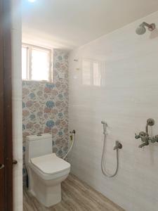 Common Bathroom Image of 800 Sq.ft 2 BHK Independent House for sale in Kundanpally Secunderabad for Rs. 5500000