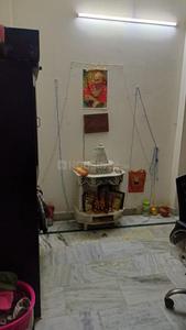 Bedroom Image of 800 Sq.ft 3 BHK Builder Floor for sale in Laxmi Nagar New Delhi for Rs. 5500000