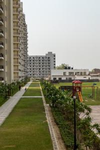Image of 1220 Sq.ft 2 BHK Apartment / Flat for sale in MGH Mulberry County, Sector 70, Faridabad for Rs. 4000000