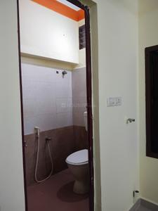 Bathroom Image of 650 Sq.ft 2 BHK Independent House for rent in Porur Chennai for Rs. 20000