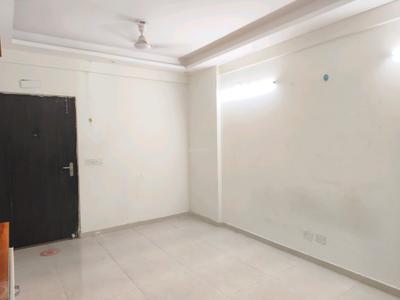 Living Room Image of 700 Sq.ft 2 BHK Apartment / Flat for sale in Signature Global The Millennia, Sector 37C Gurgaon for Rs. 6800000