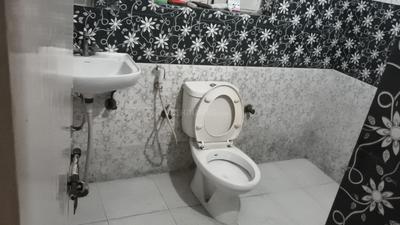 Image of 3000 Sq.ft 2 BHK Independent House for rent in Sector 122, Noida for Rs. 32000