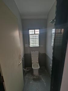 Bathroom Image of 850 Sq.ft 2 BHK Independent House for rent in Sus Pune for Rs. 16000