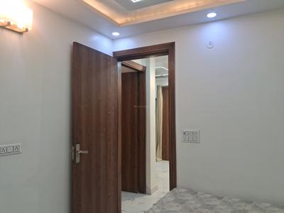 Bedroom Image of 650 Sq.ft 3 BHK Builder Floor for sale in Dwarka Mor New Delhi for Rs. 4600000